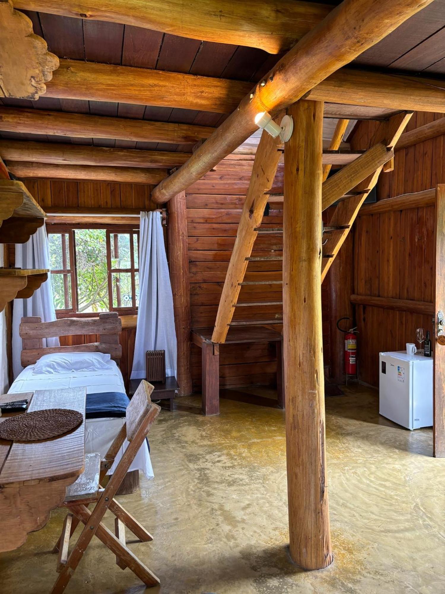 Cachoeira E Pousada Paraiso Dos Pandavas Алту-Параїзу-ді-Гояс Екстер'єр фото
